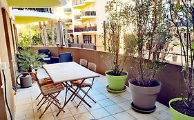 Grand Appartement Avec Garage Et Terrasse