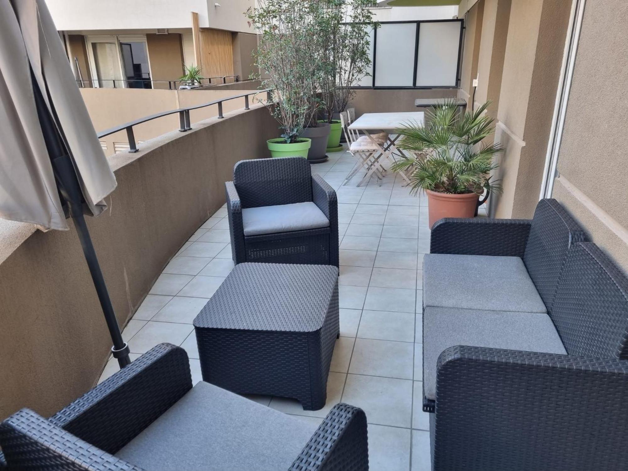 Grand Appartement Avec Garage Et Terrasse Castelnau-le-Lez Extérieur photo